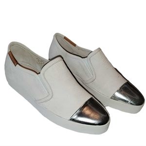 Blackstone Womens Super Comfy Slip On Sneaker Loafers White With Silver Mirror